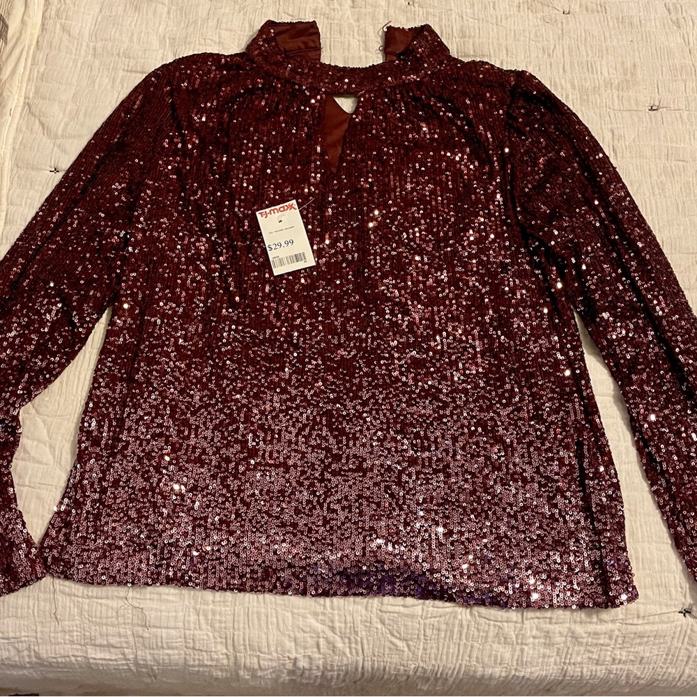 Cable & Gauge Burgundy Sequin Top